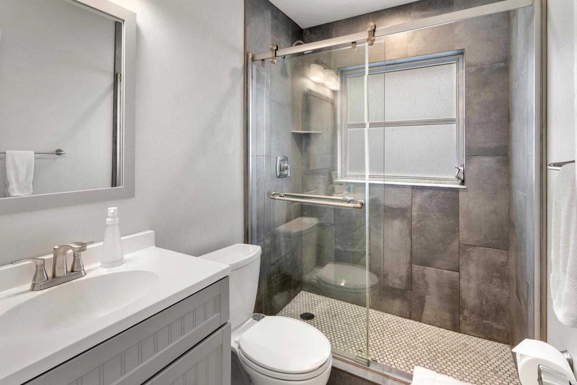 בריידנטון Casa Di Amici - Canal & Pool Home Close To Ami! מראה חיצוני תמונה